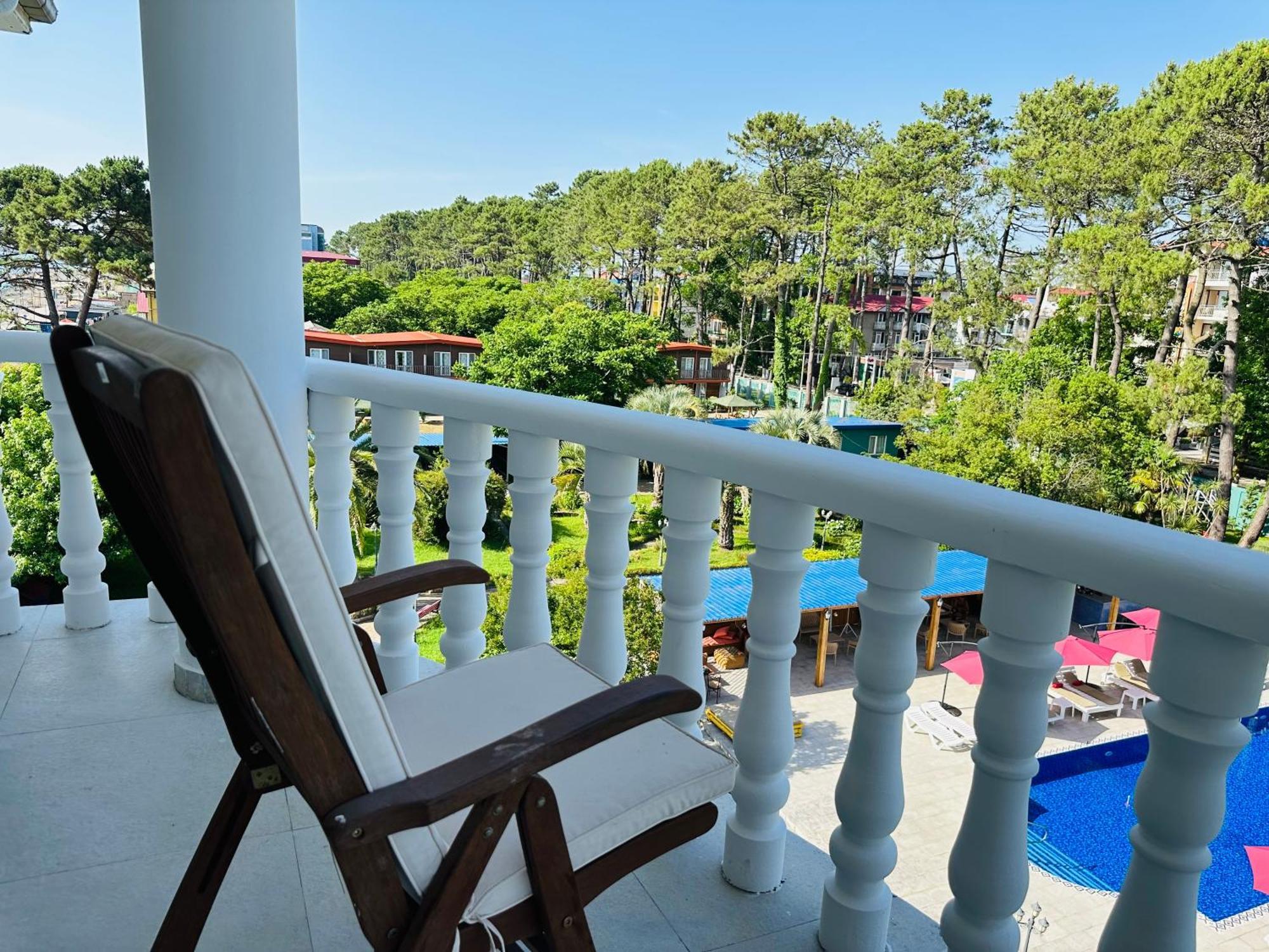Claude Monet Beach Hotel Ureki Eksteriør billede