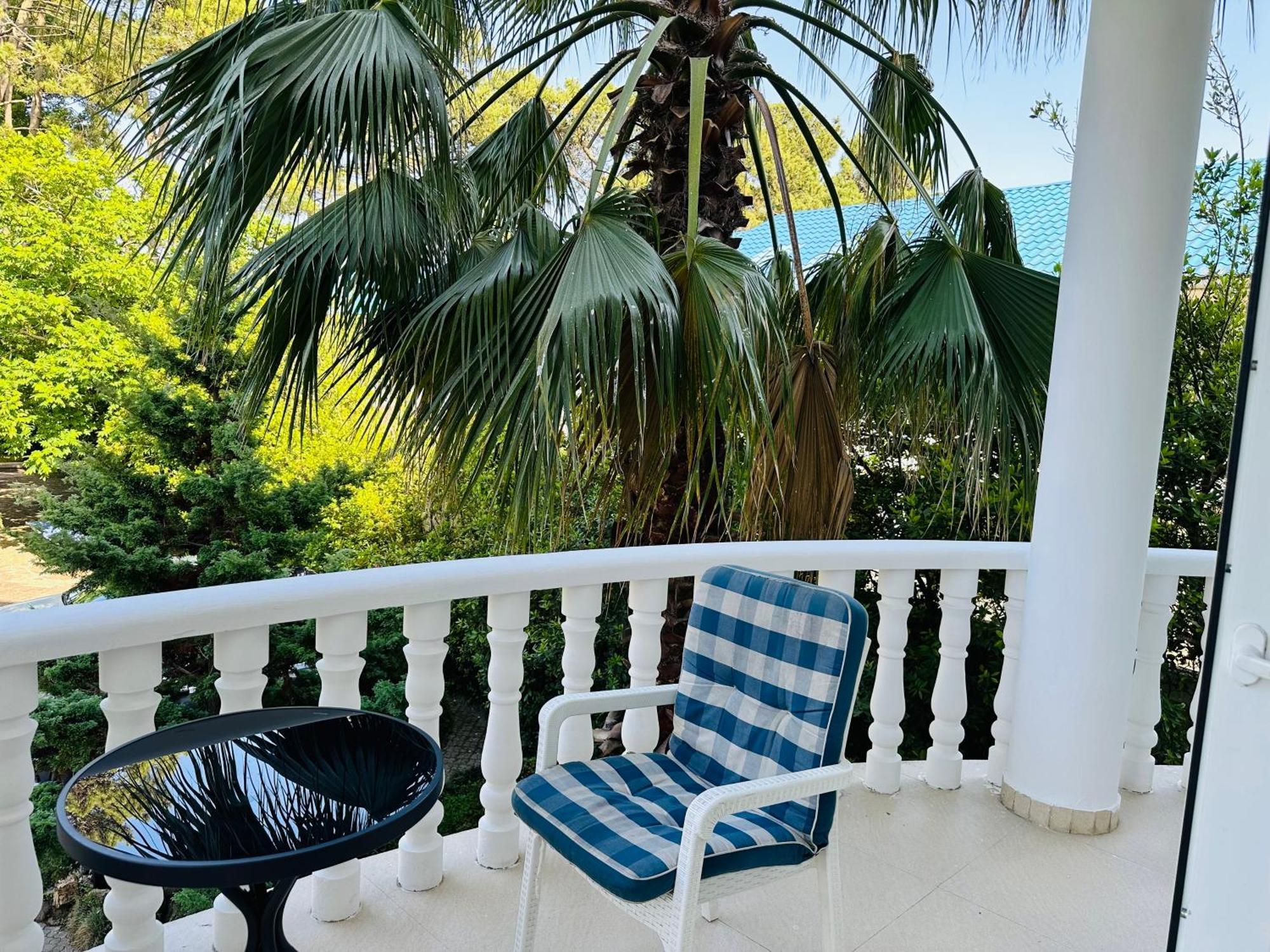 Claude Monet Beach Hotel Ureki Eksteriør billede