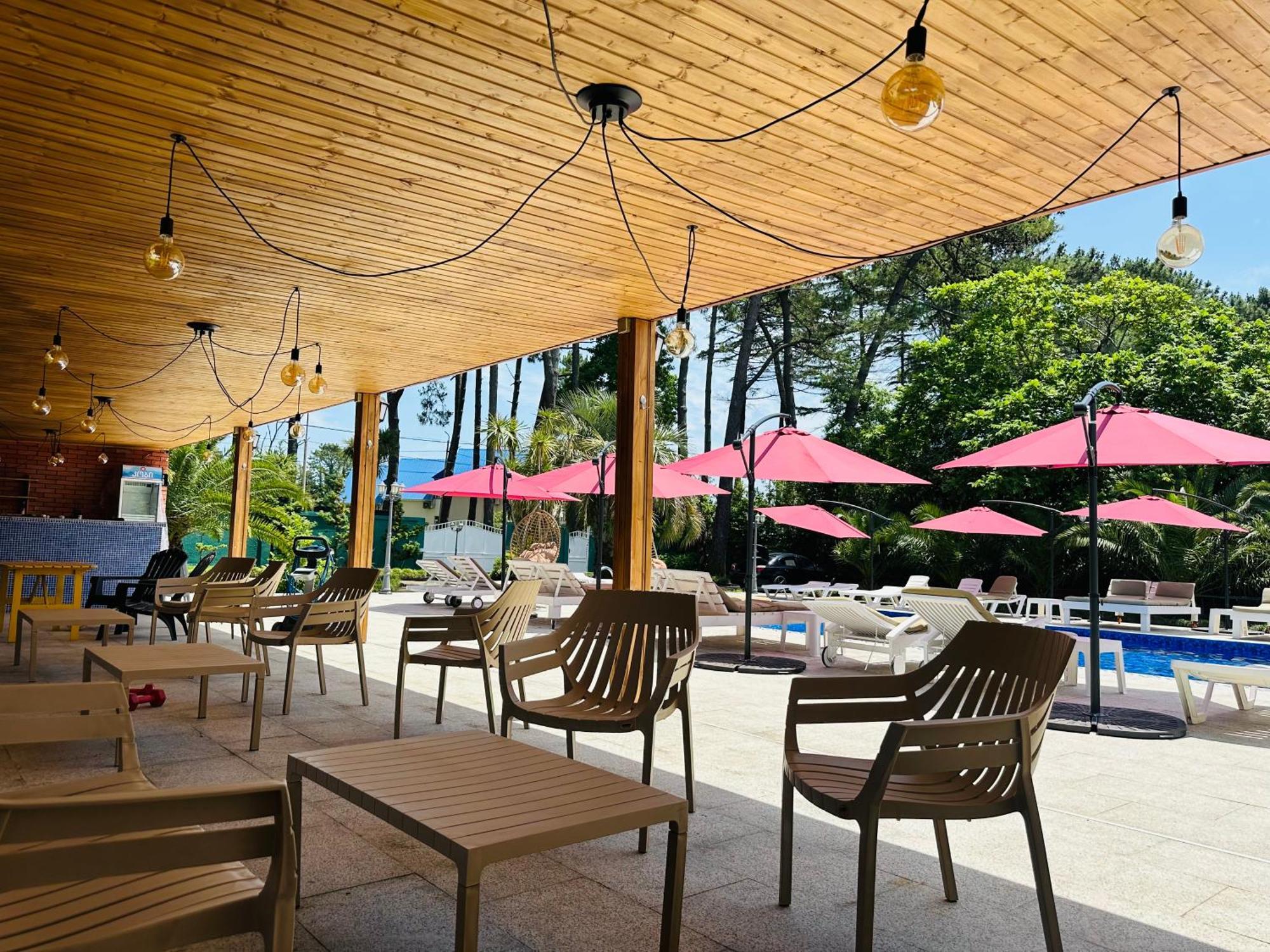 Claude Monet Beach Hotel Ureki Eksteriør billede