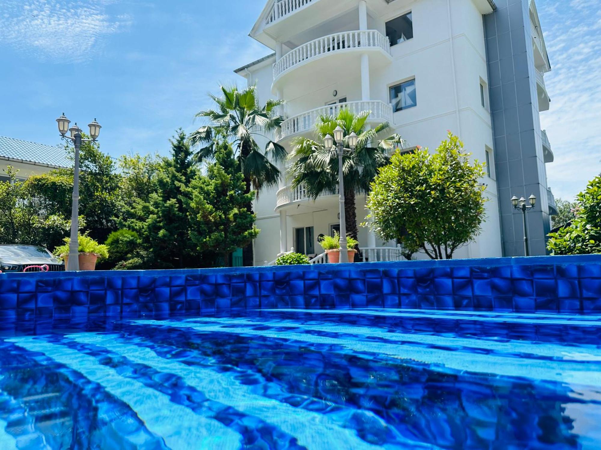 Claude Monet Beach Hotel Ureki Eksteriør billede