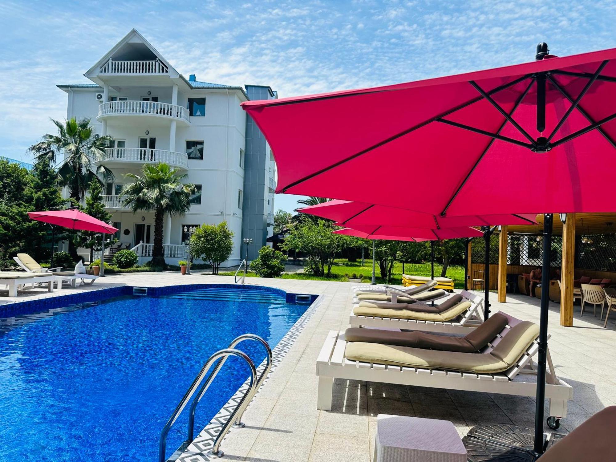 Claude Monet Beach Hotel Ureki Eksteriør billede